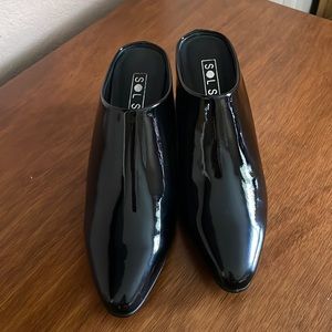 Sol Sana Black Patent Leather Round Heel, Size 6